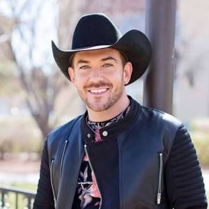 Meet your Posher, Chase